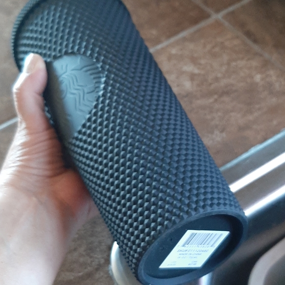 Black Matte spike Starbucks cup - Picture 7 of 8
